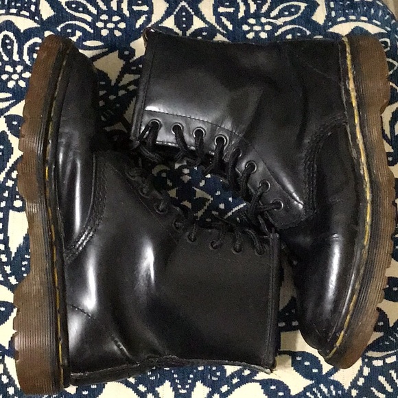 Dr Martens Leather Boot England - Picture 2 of 11